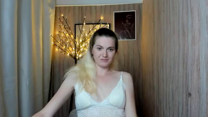 AngelaMore