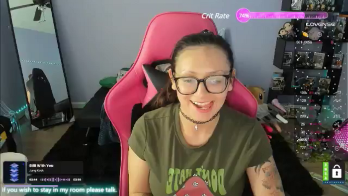 Alyx_Singer