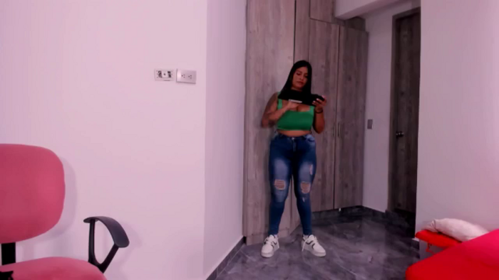 Racheel_boobs