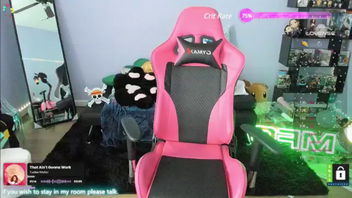 Alyx_Singer
