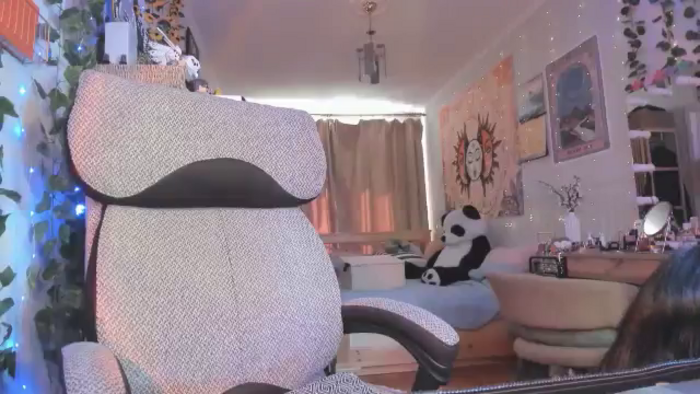 KellyAsian