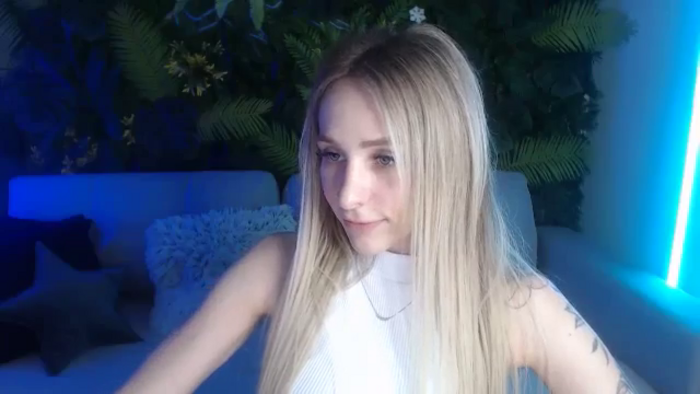 Horny_Blond