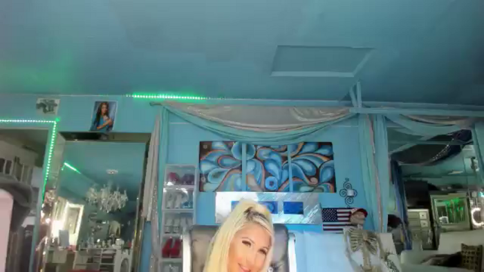 ADRIANA_FOX