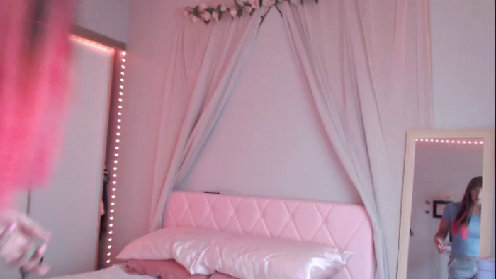 AnnaFaux