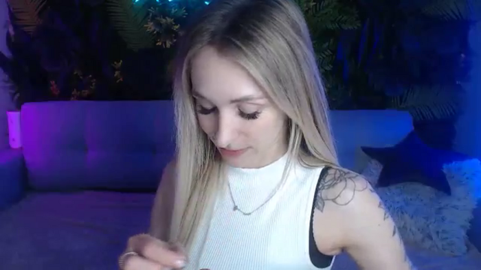 Horny_Blond