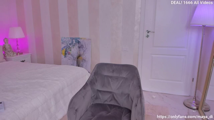 Maya_Di