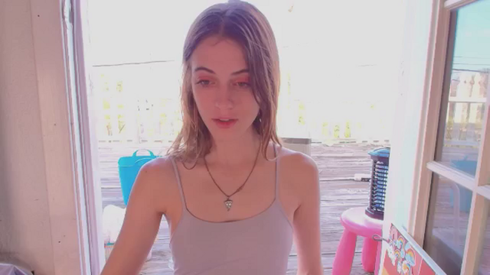 NaomiDee