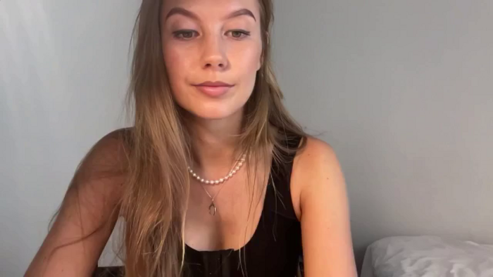 JasSurfGirl