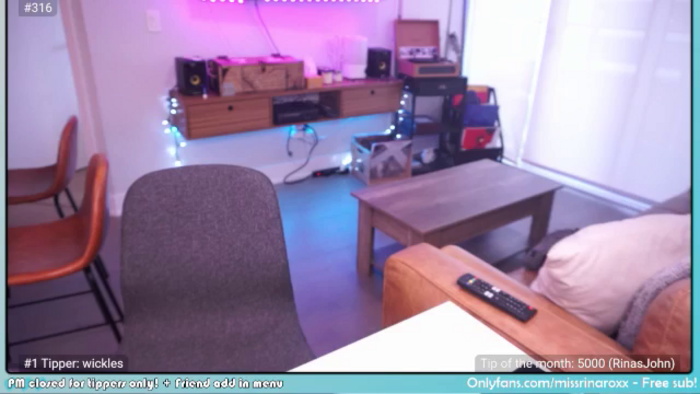 Missrinaroxx