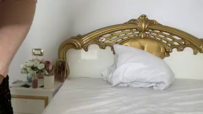 NycoleAniston