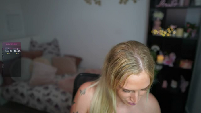 NicoletteShea