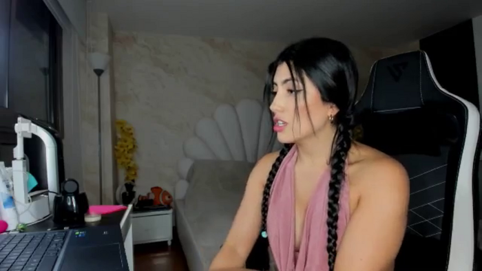 leyla_blue