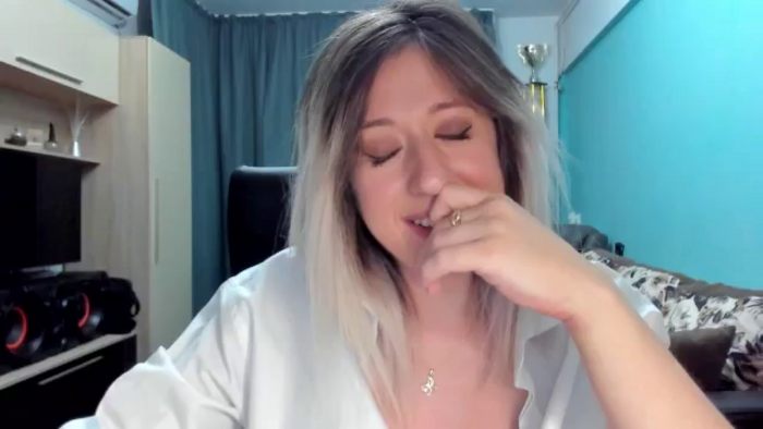 SweetDelia_