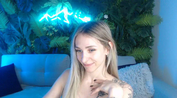 Horny_Blond