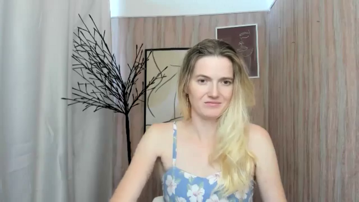 AngelaMore