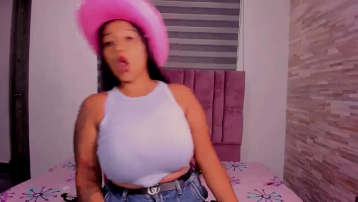 Racheel_boobs