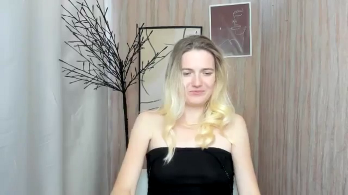 AngelaMore