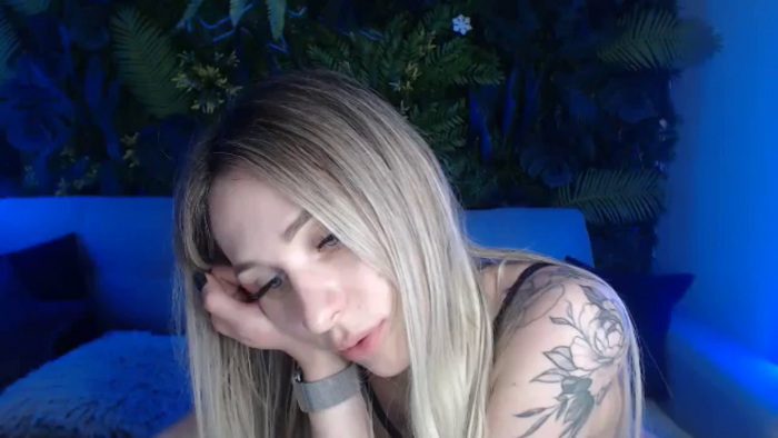 Horny_Blond