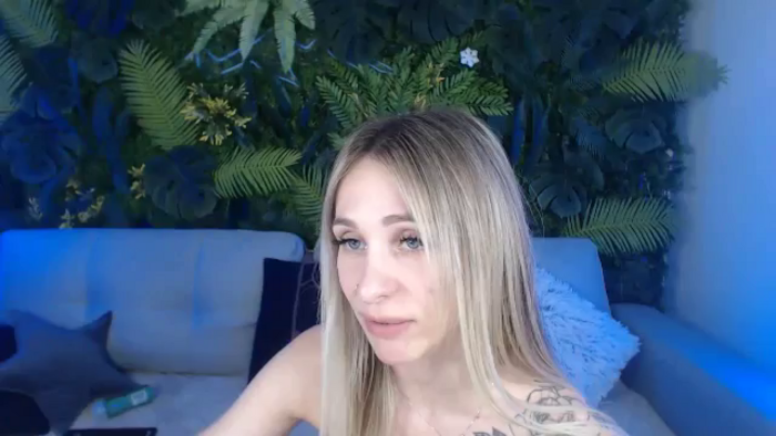 Horny_Blond