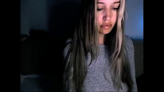 Shy_Girll_