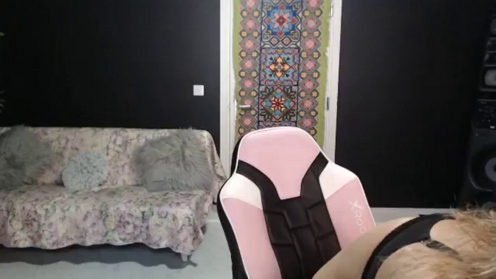 Vivienne__Fox