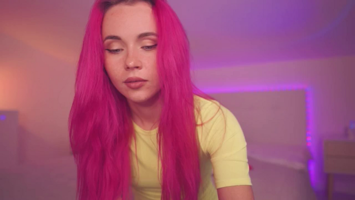 Sarah_Pink