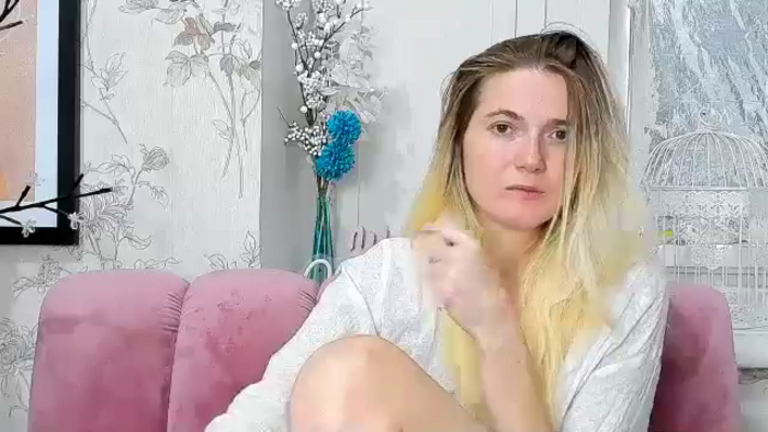 AngelaMore