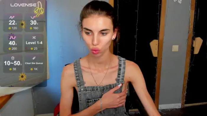 Graceful_Doll