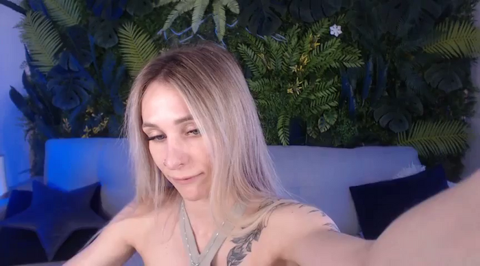 Horny_Blond