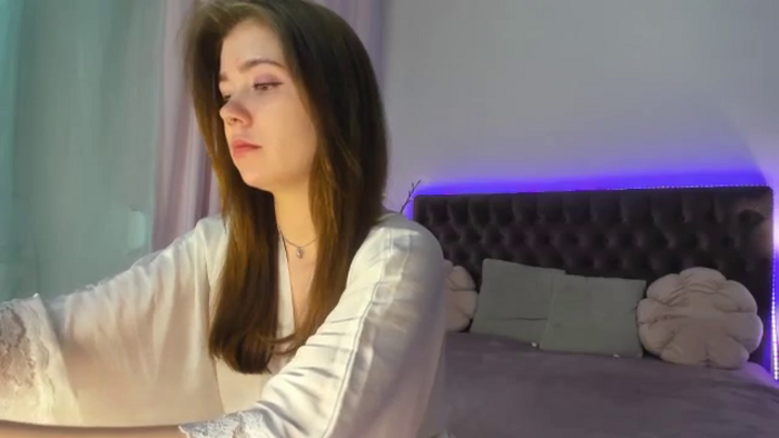 EllaMyerss