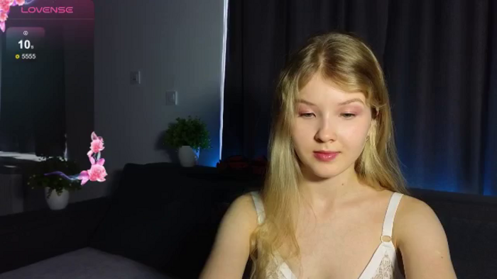 Emiliya_Cute