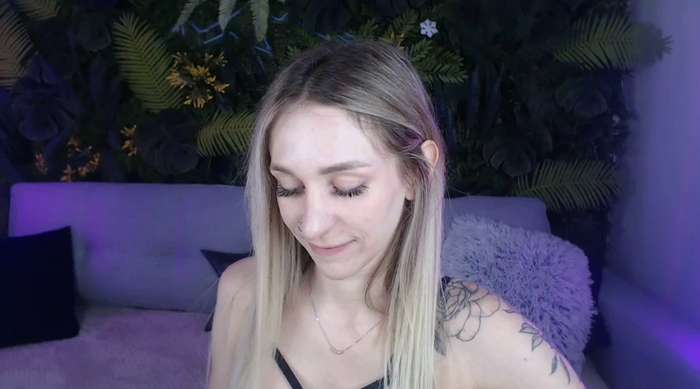Horny_Blond