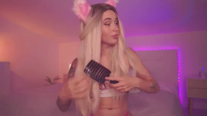 Sarah_Pink