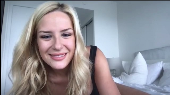 yourblondiee