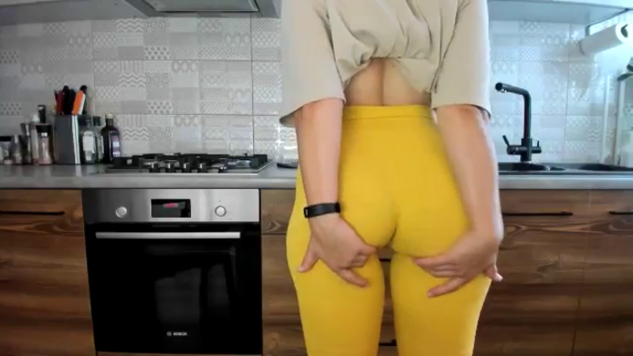 MissNelly_