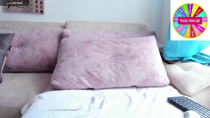 Lilly_sexy1