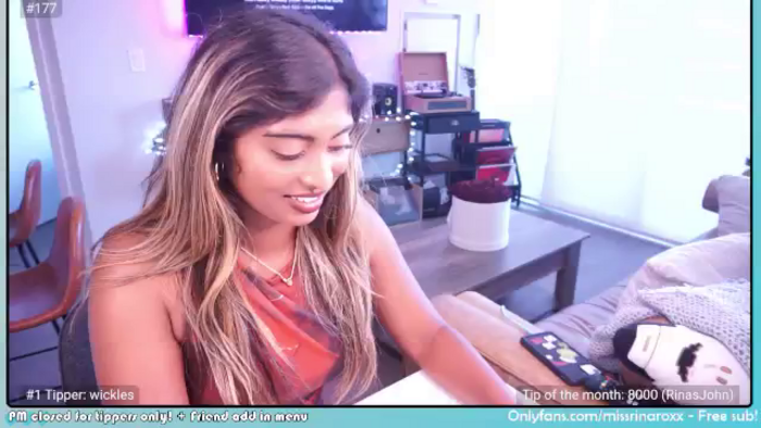 Missrinaroxx