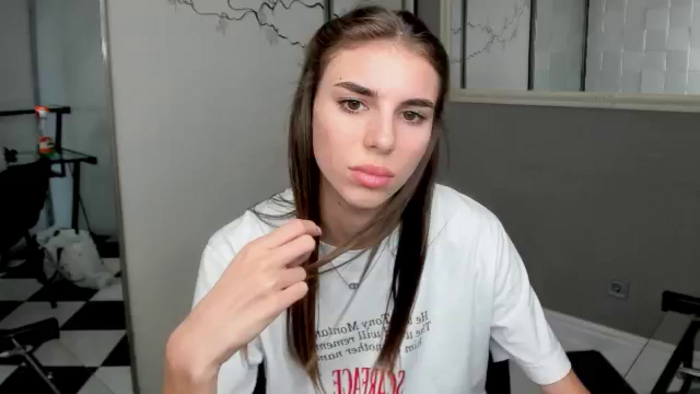 Graceful_Doll