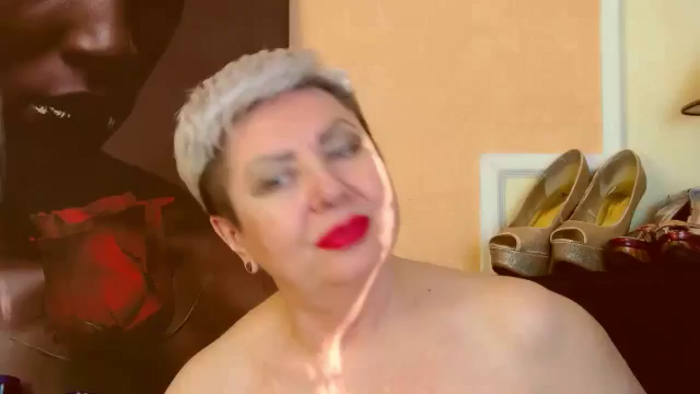 LADY__POSH