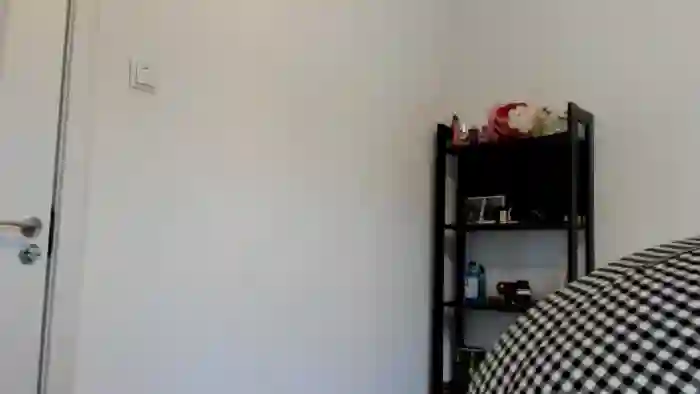 2024/08/04/mfc-yourbustygirl-03-30-22