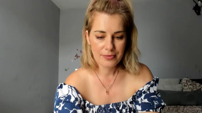 PrettyWomen31