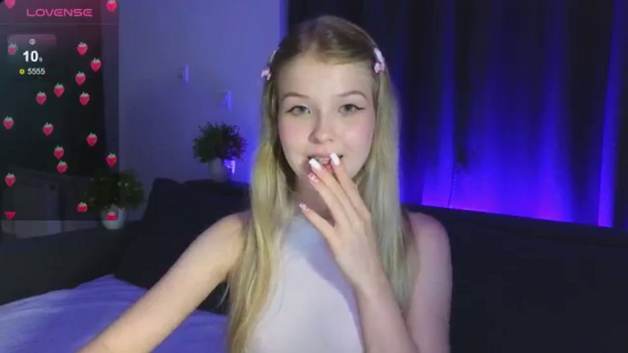 Emiliya_Cute