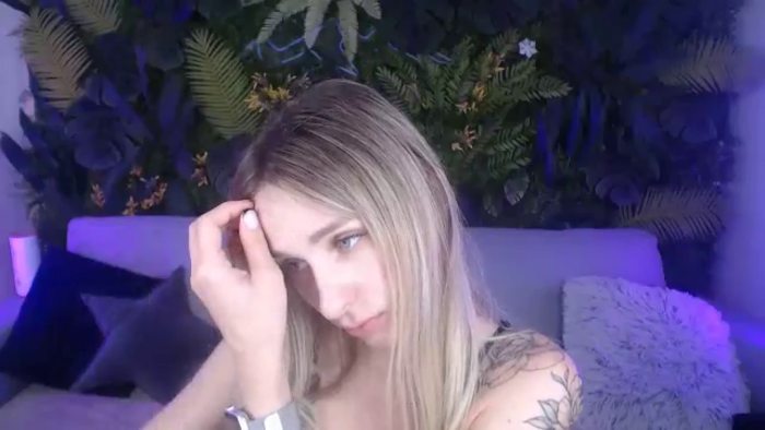 Horny_Blond
