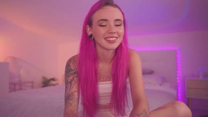 Sarah_Pink