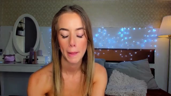 Mia_Bae