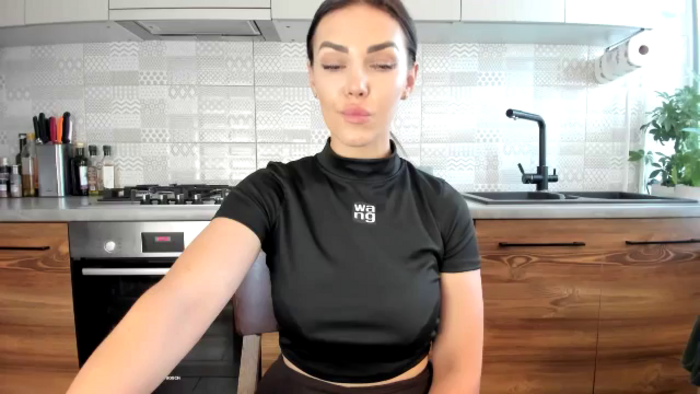 MissNelly_