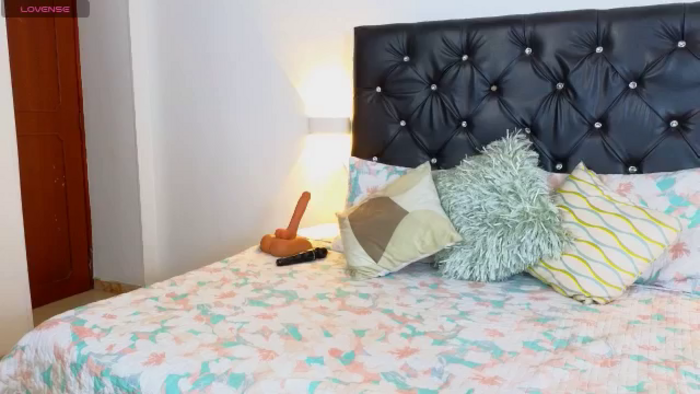 Mia_hott_