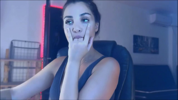 loraine_doll
