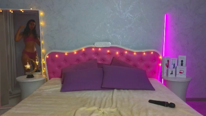 ArianaPetite