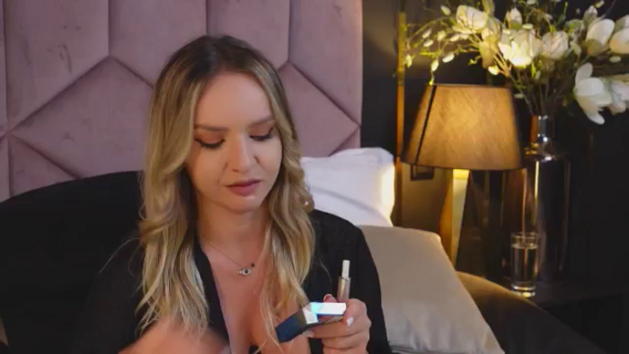 Kat_Jolie